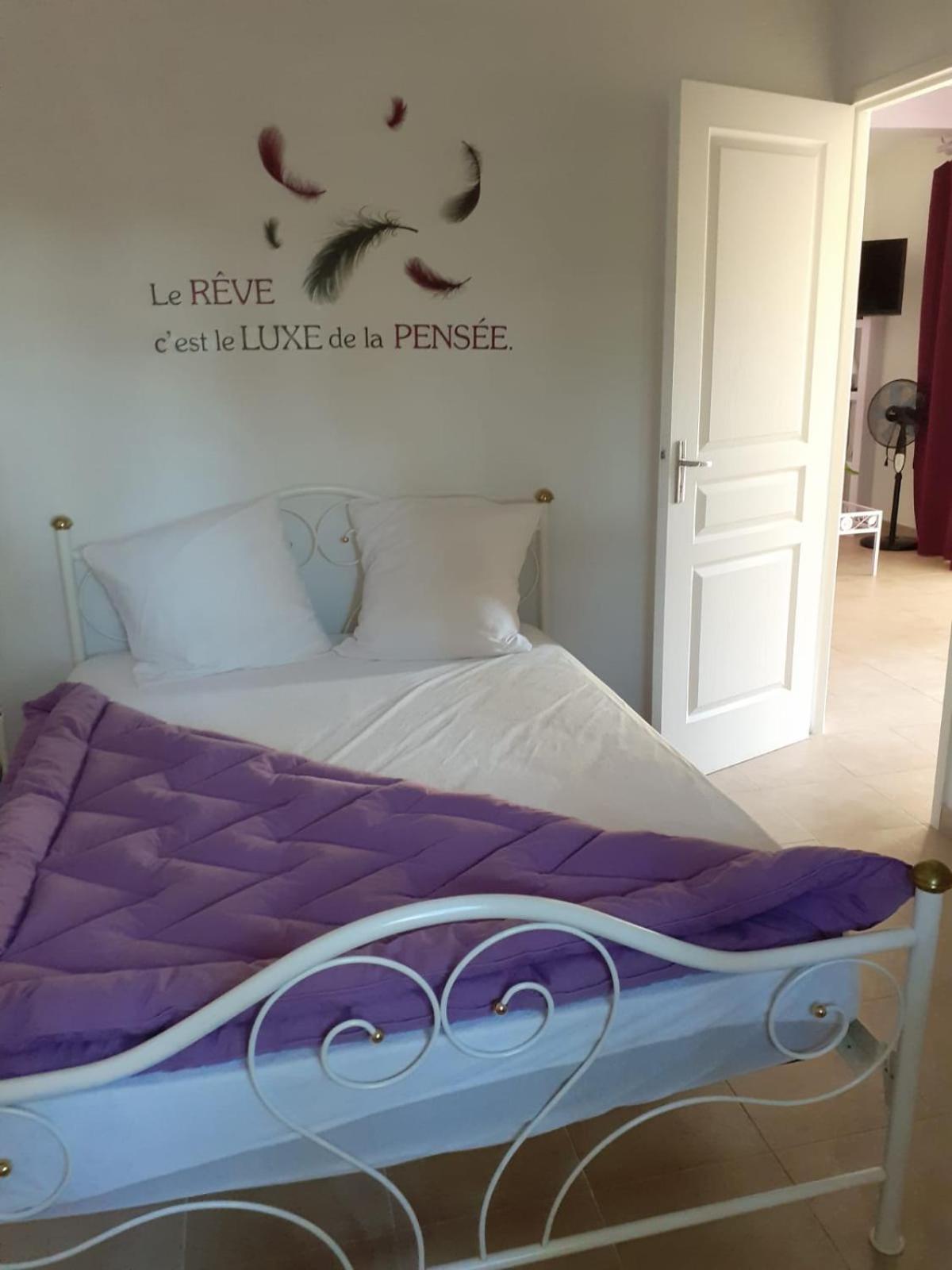 Les Gites De L'Arbousier Quissac  Esterno foto